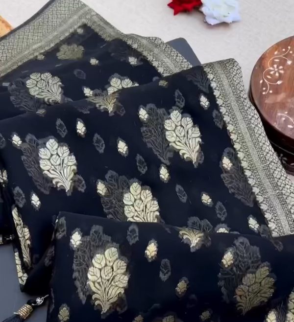 Close-up of Black Banarasi saree border and pallu design